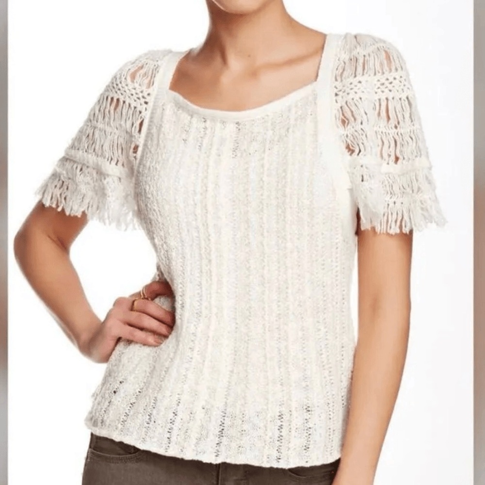 Women’s Free People blackbird Cream Knit macrame blouse size small